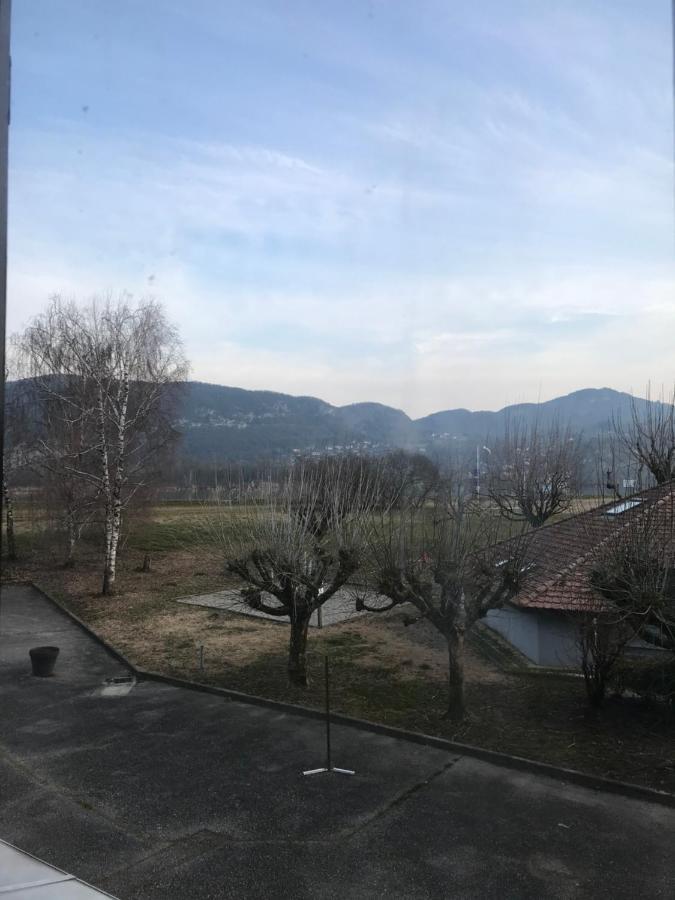 Auberge De La Paillere Lavours 外观 照片