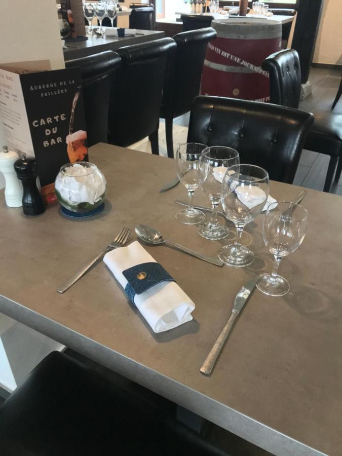 Auberge De La Paillere Lavours 外观 照片