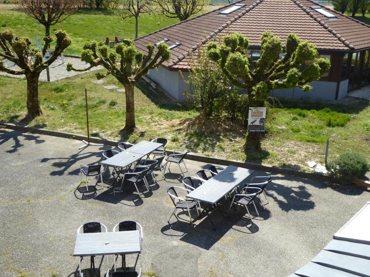 Auberge De La Paillere Lavours 外观 照片