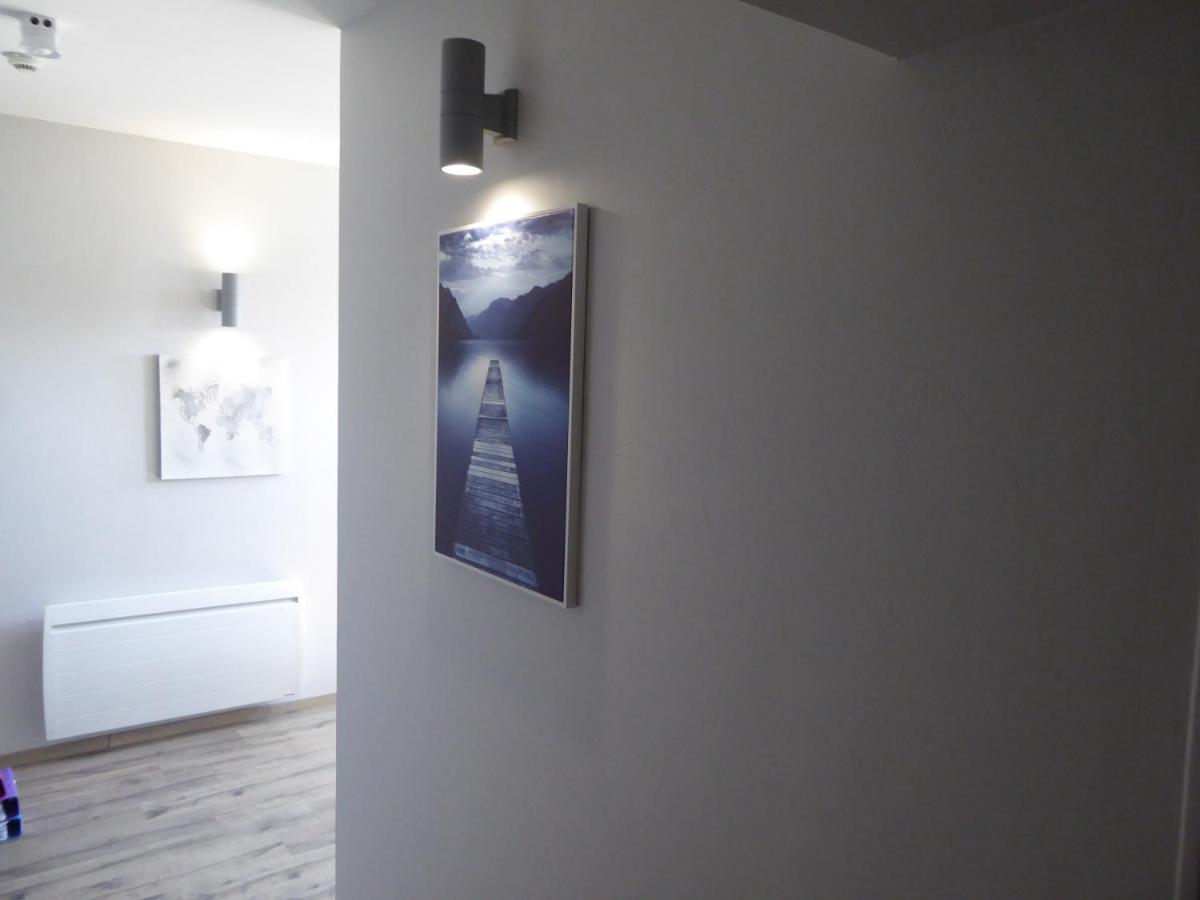Auberge De La Paillere Lavours 外观 照片