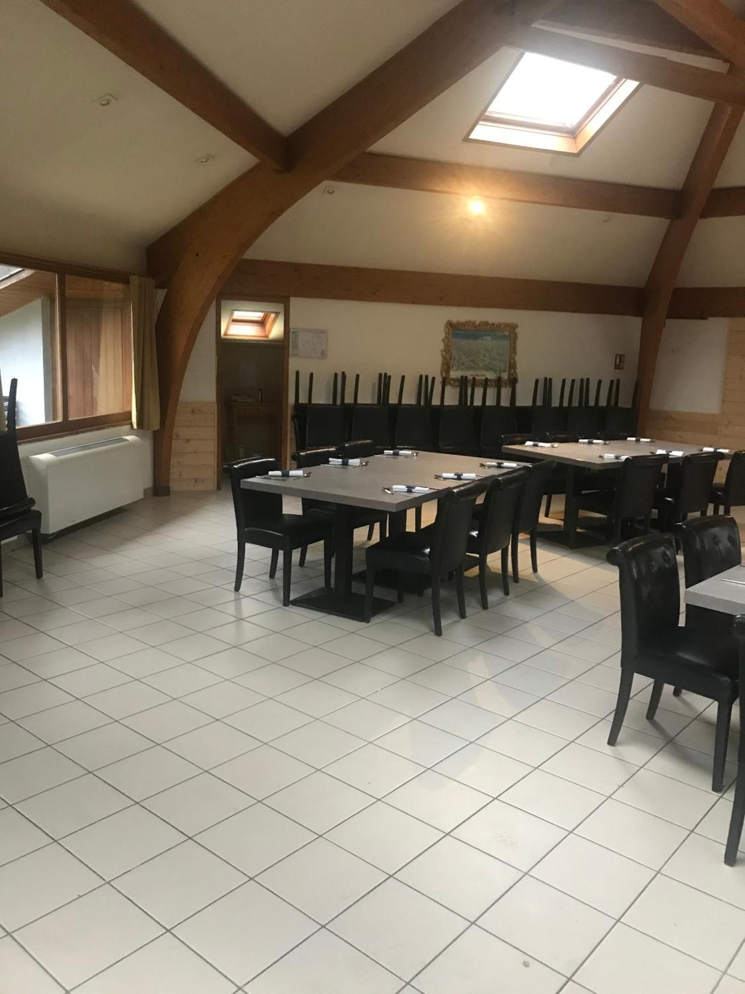 Auberge De La Paillere Lavours 外观 照片